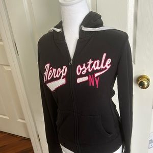 great zip up hoodie with matching sweat pants